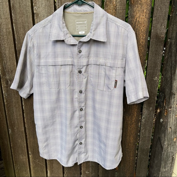 Merrell Vented Short Sleeve Button Down Shirt Sz M - Picture 12 of 14
